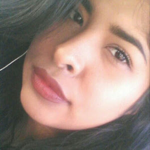Meet your Posher, Nayeli